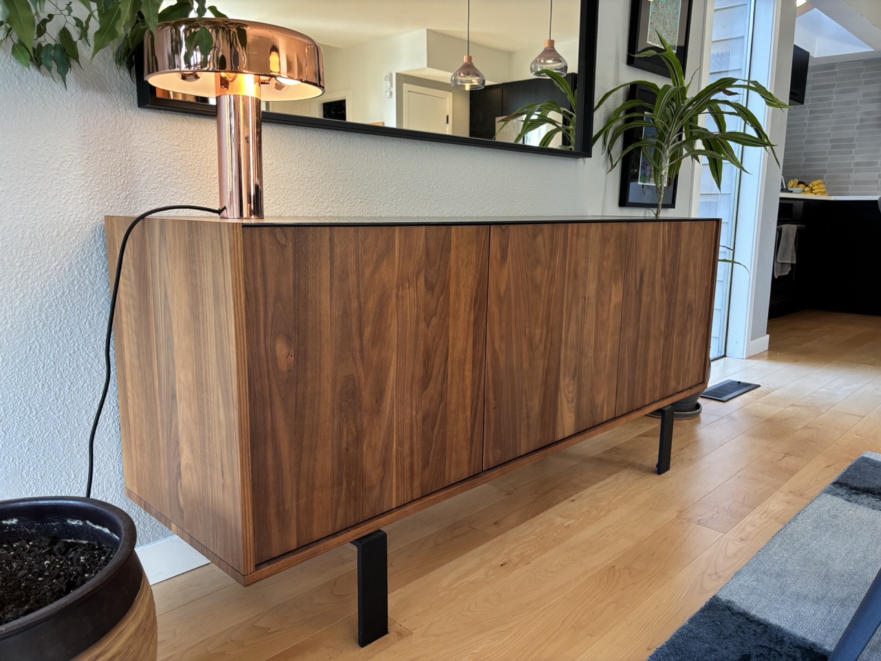Credenza – Walnut